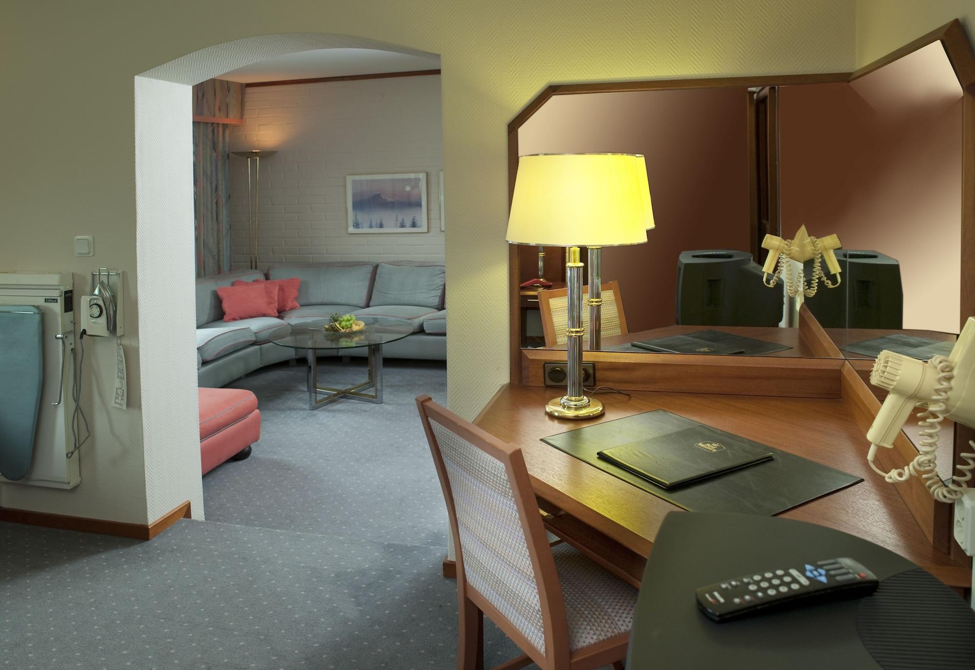 Best Western Hotel Scheele Köping Buitenkant foto