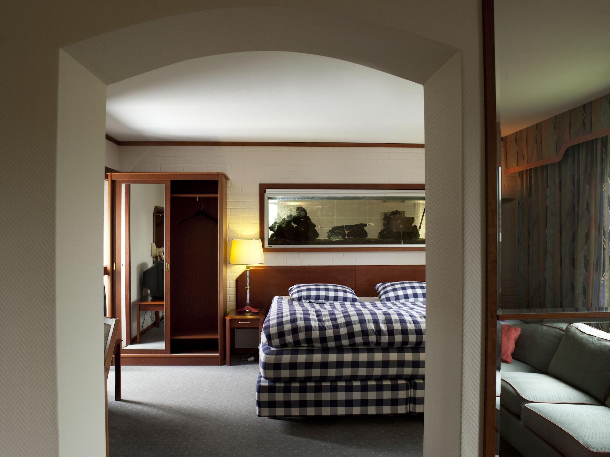 Best Western Hotel Scheele Köping Buitenkant foto