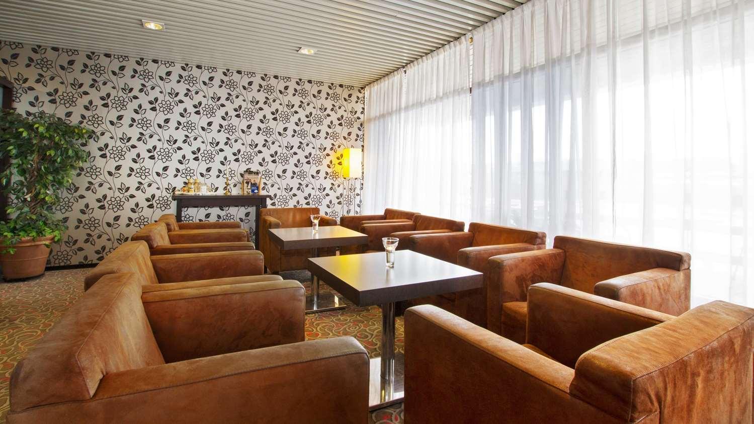 Best Western Hotel Scheele Köping Buitenkant foto