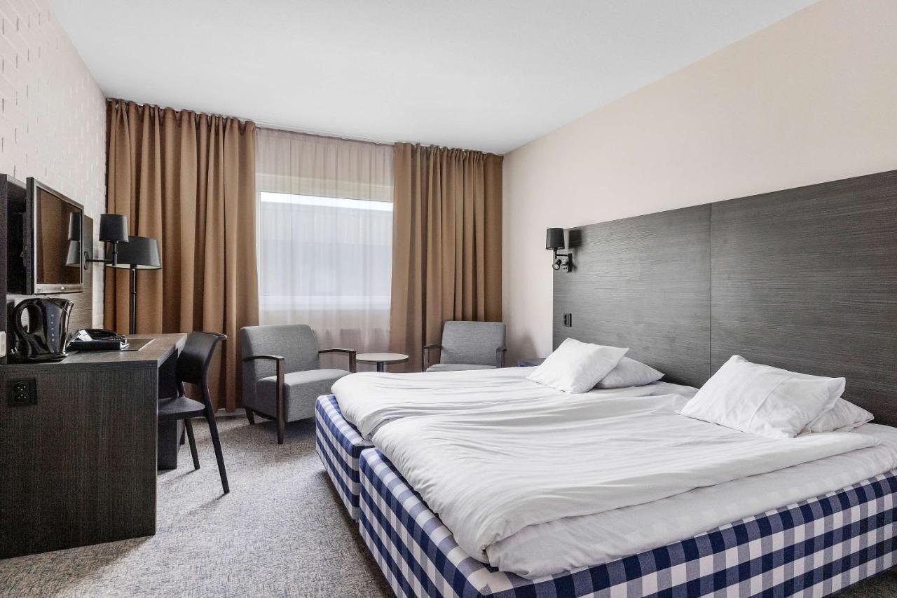 Best Western Hotel Scheele Köping Buitenkant foto