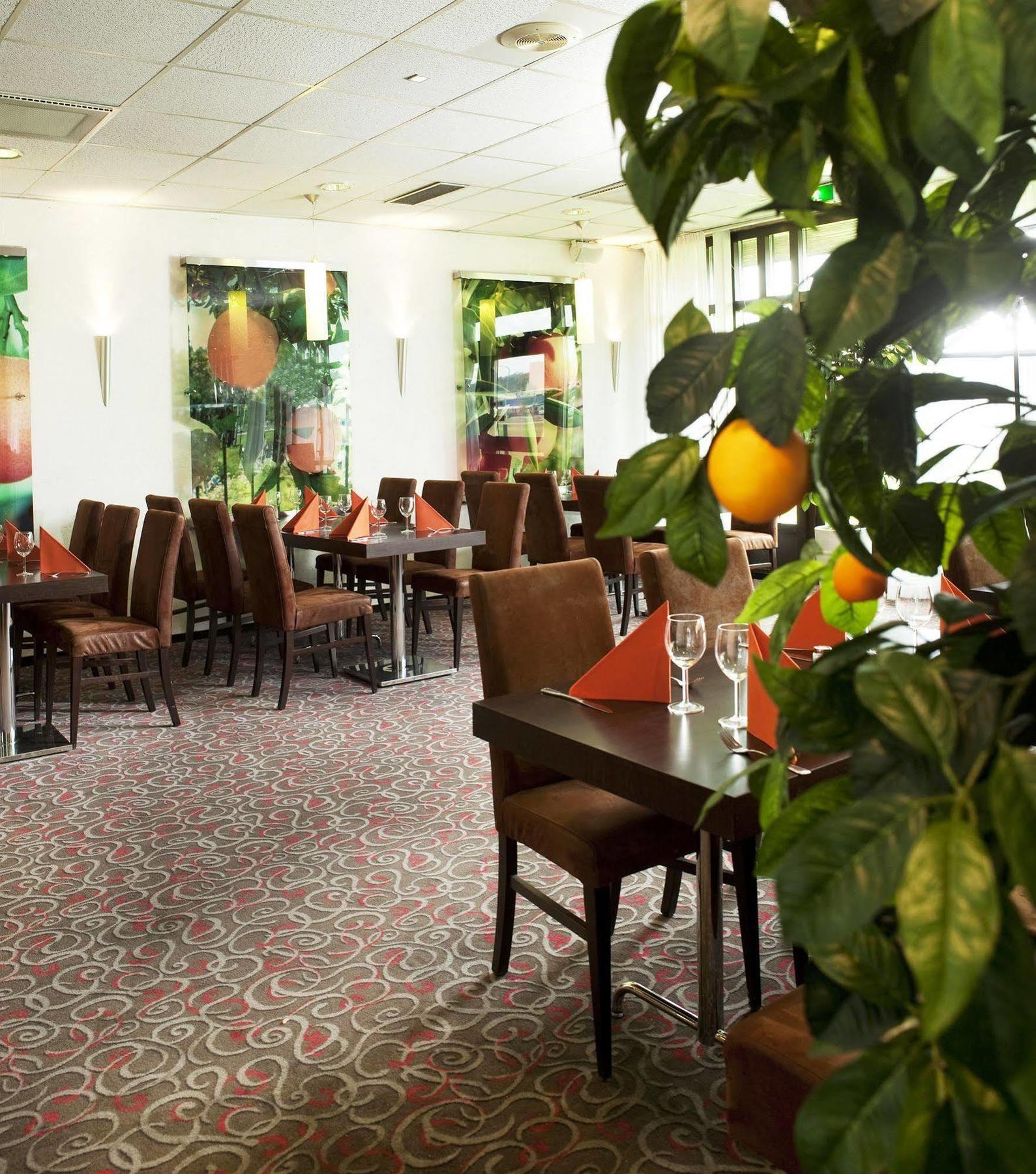 Best Western Hotel Scheele Köping Buitenkant foto